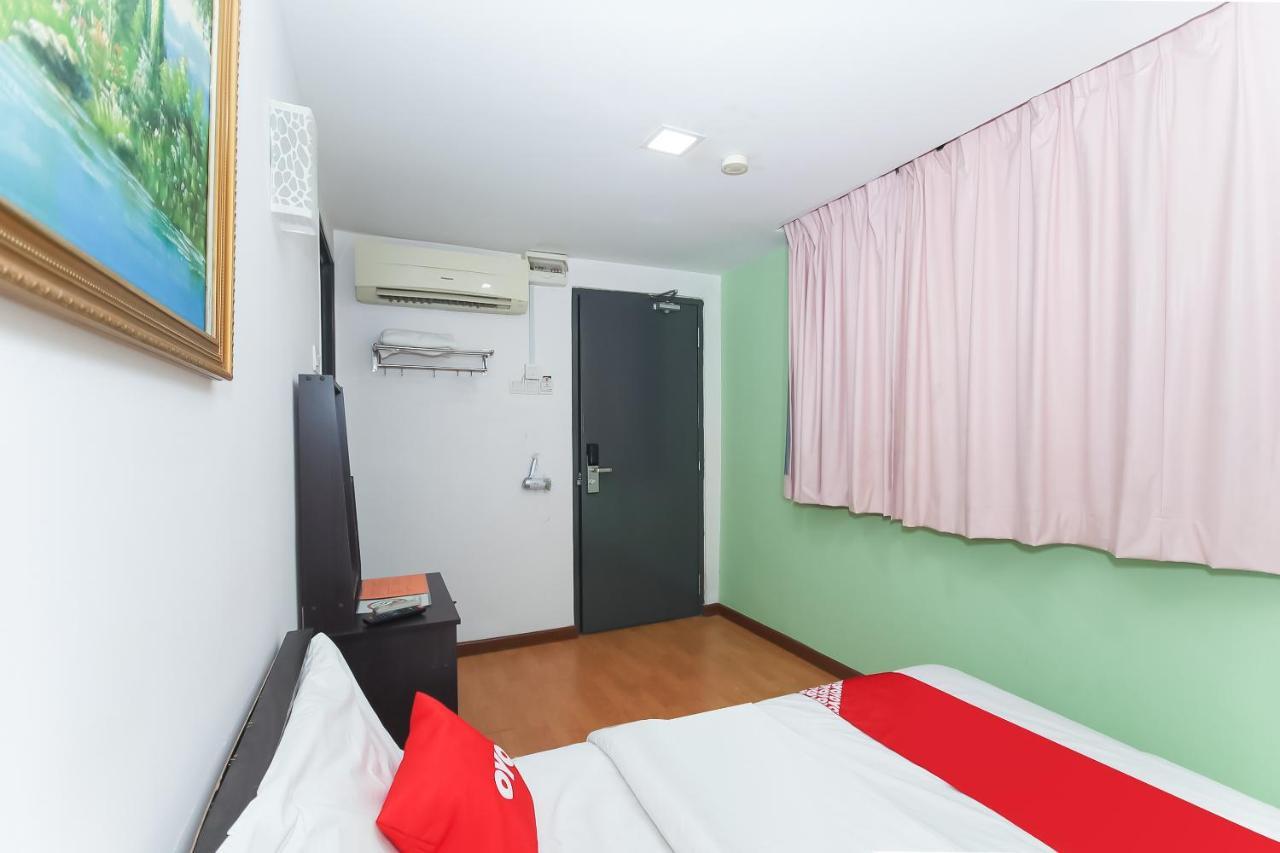 Super Oyo 90345 Tm Hotel Ampang  Exterior foto